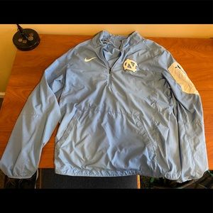 Nike UNC Light Jacket